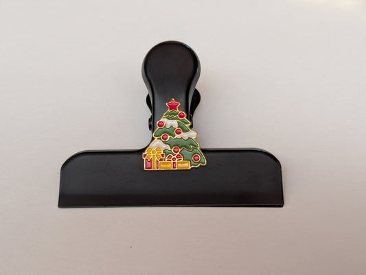 Christmas Tree ClipDazzle™ Magnetic Clip – Choose Your Finish