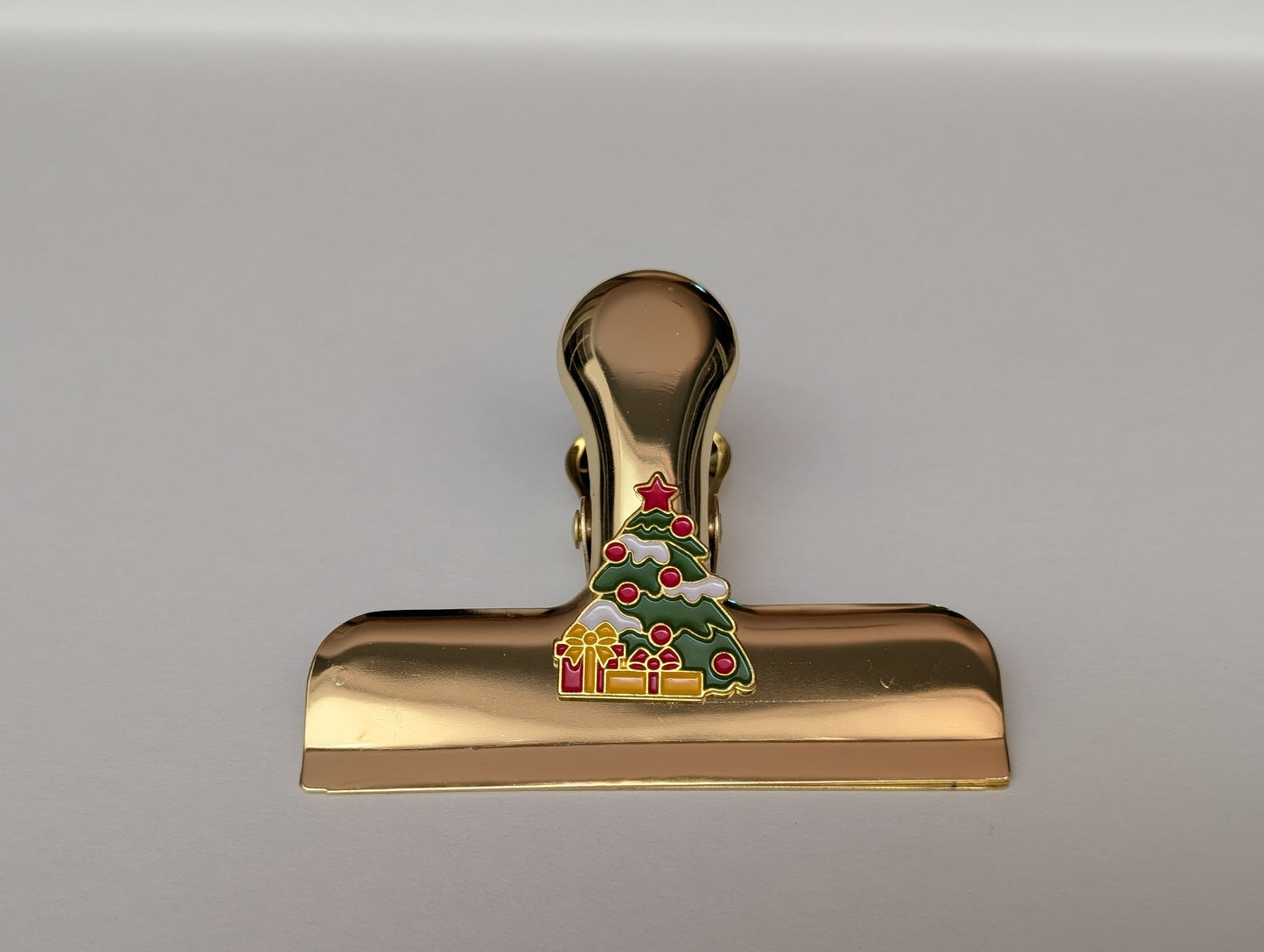 Christmas Tree ClipDazzle™ Magnetic Clip – Choose Your Finish