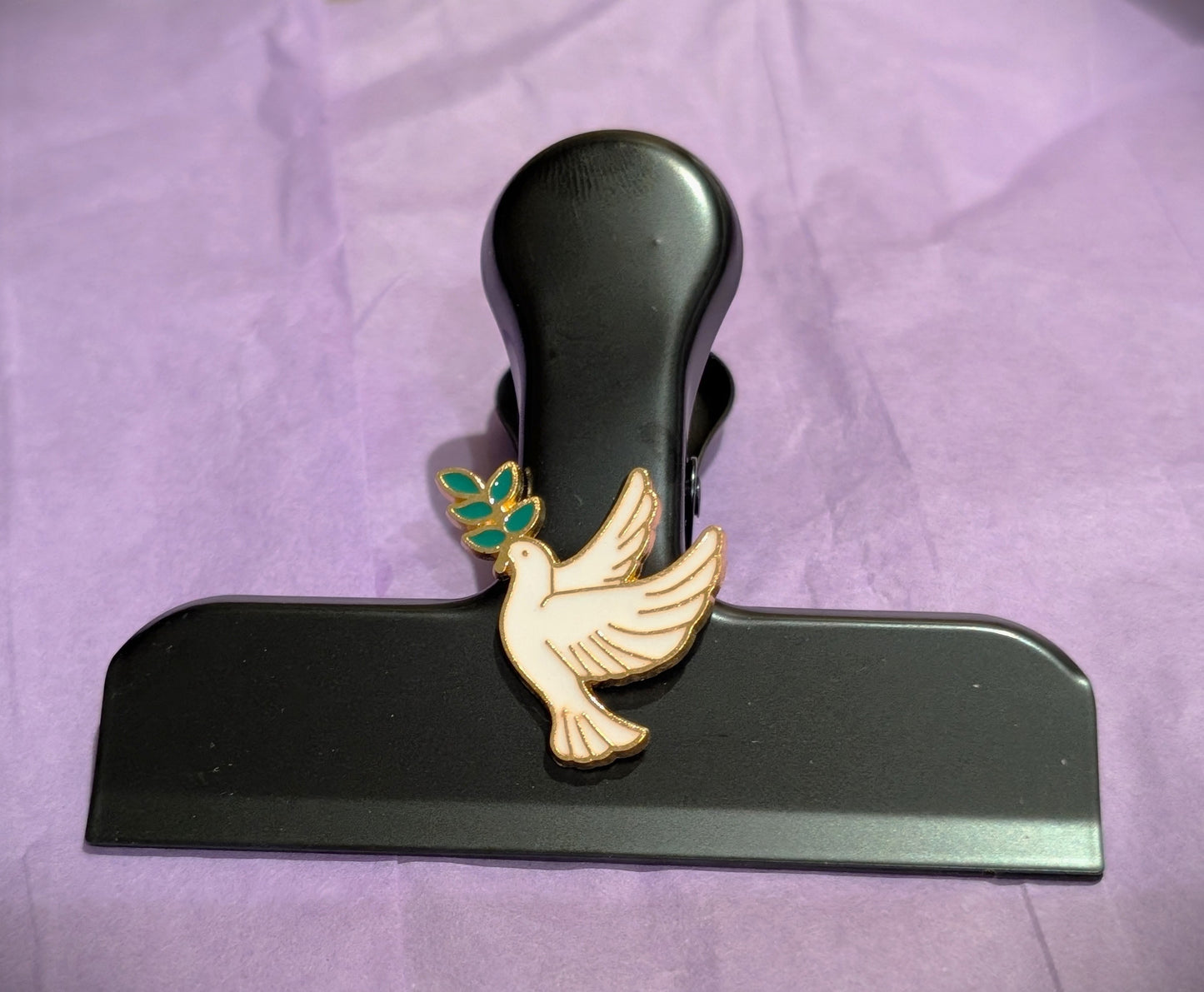 Peace Dove ClipDazzle™ Magnetic Clip – Choose Your Finish