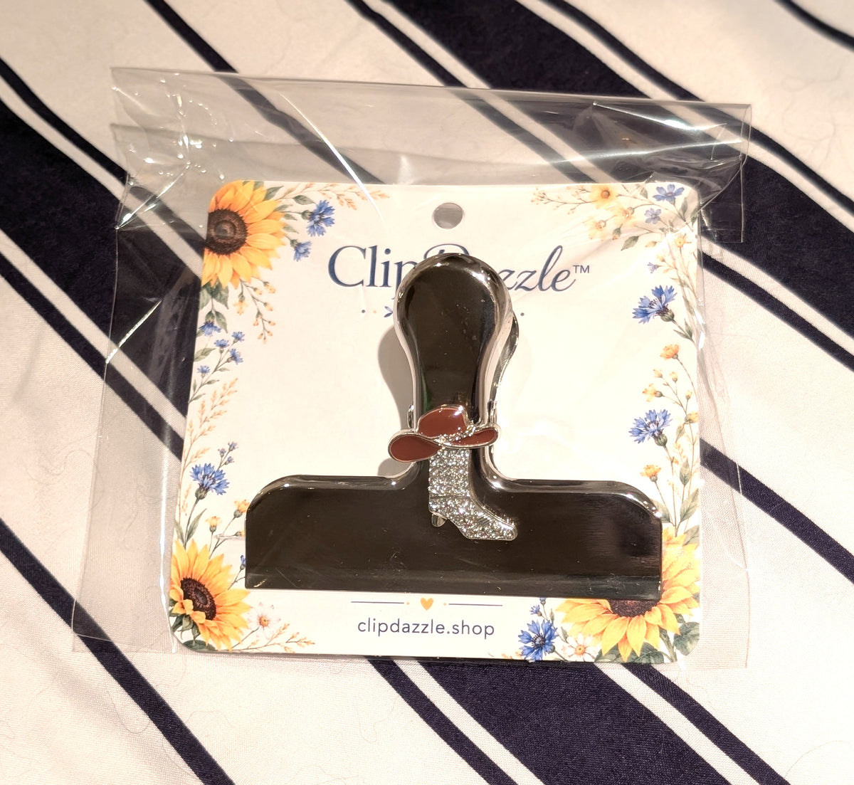 Rhinestone Cowgirl Boot Magnetic Clip - Western Decorative Bag Clip
